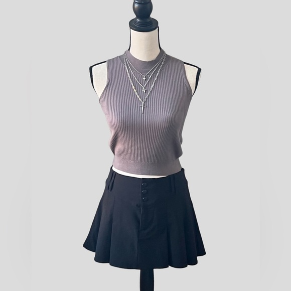 H&M black mini skirt - Picture 3 of 11